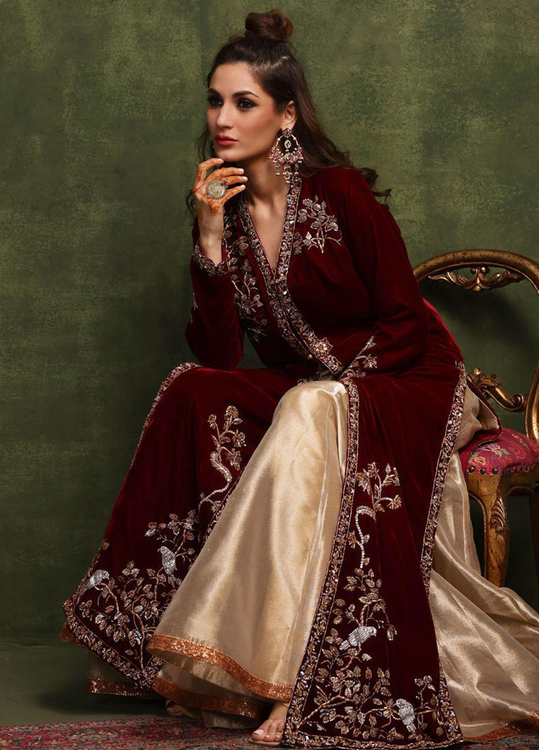 Shamaeel Ansari Pret Embroidered Velvet 2 Piece Suit CE-05