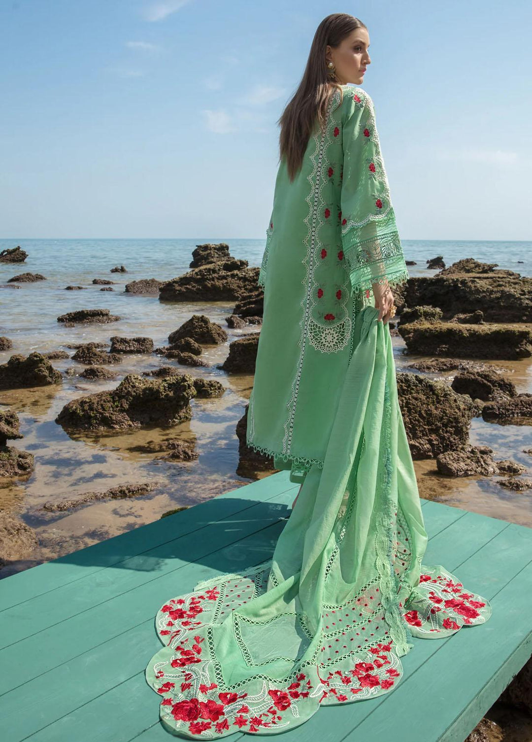 Crimson Embroidered Lawn Suits Unstitched 3 Piece CR23E Spring Blooms D3B - Luxury Collection