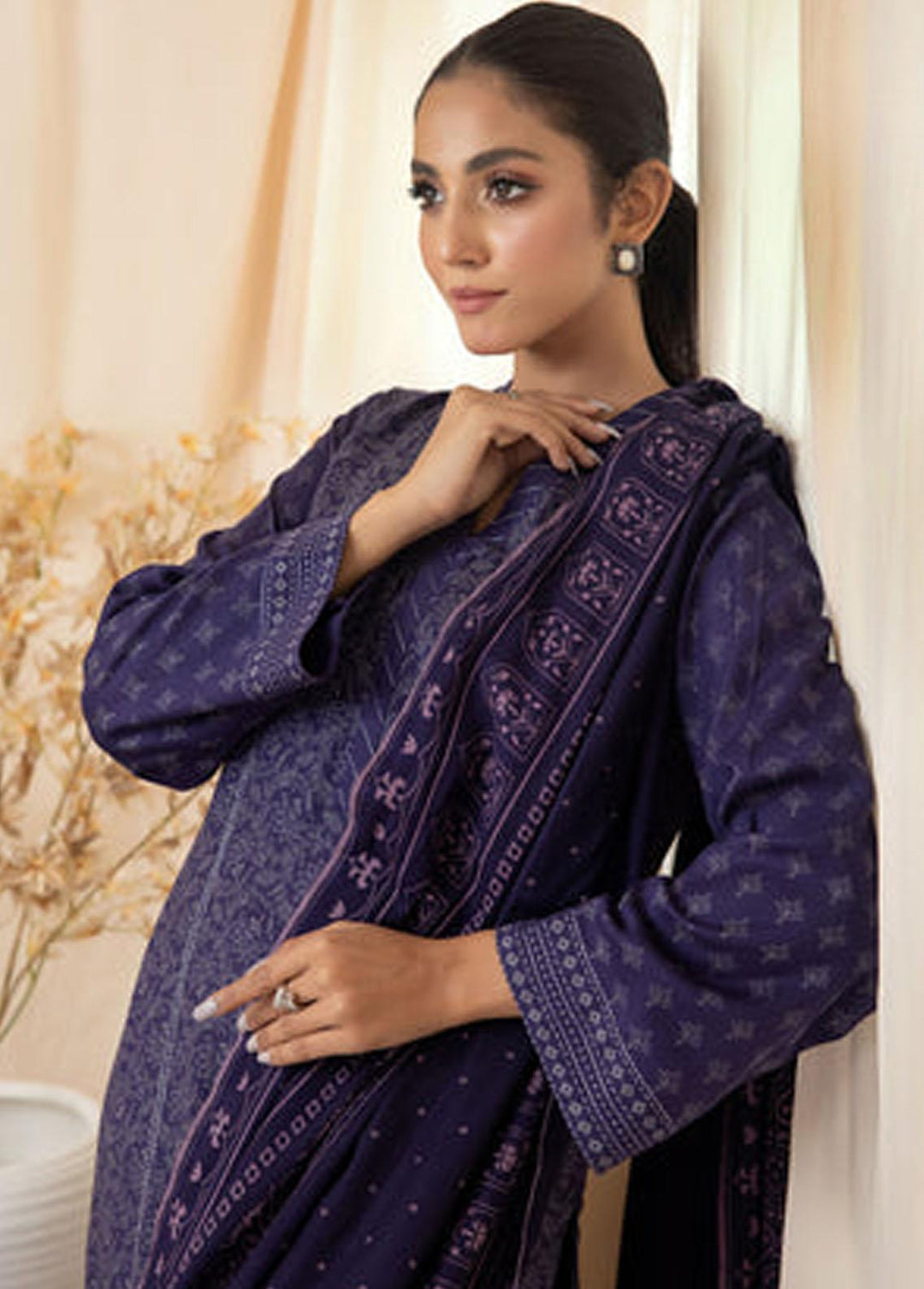 Lakhany Printed Cashmere Wool Suits Unstitched 3 Piece LSM22CV CVC-1004-A - Winter Collection