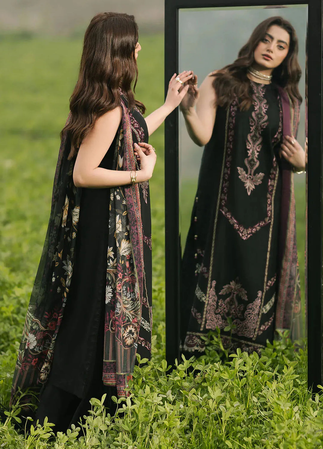 Dareen by Izel Embroidered Lawn Suits Unstitched 3 Piece IZL25DL Aaina - Summer Collection