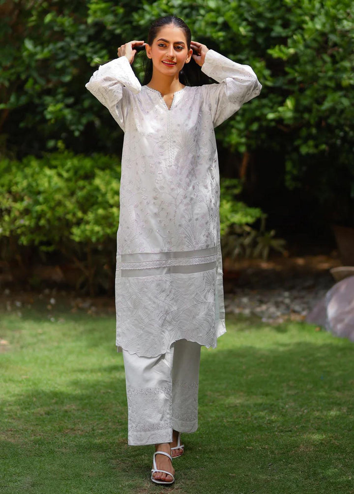 Bareeq Pret Embroidered Chikankari 3 Piece Suit BRQ23D GHAZAL