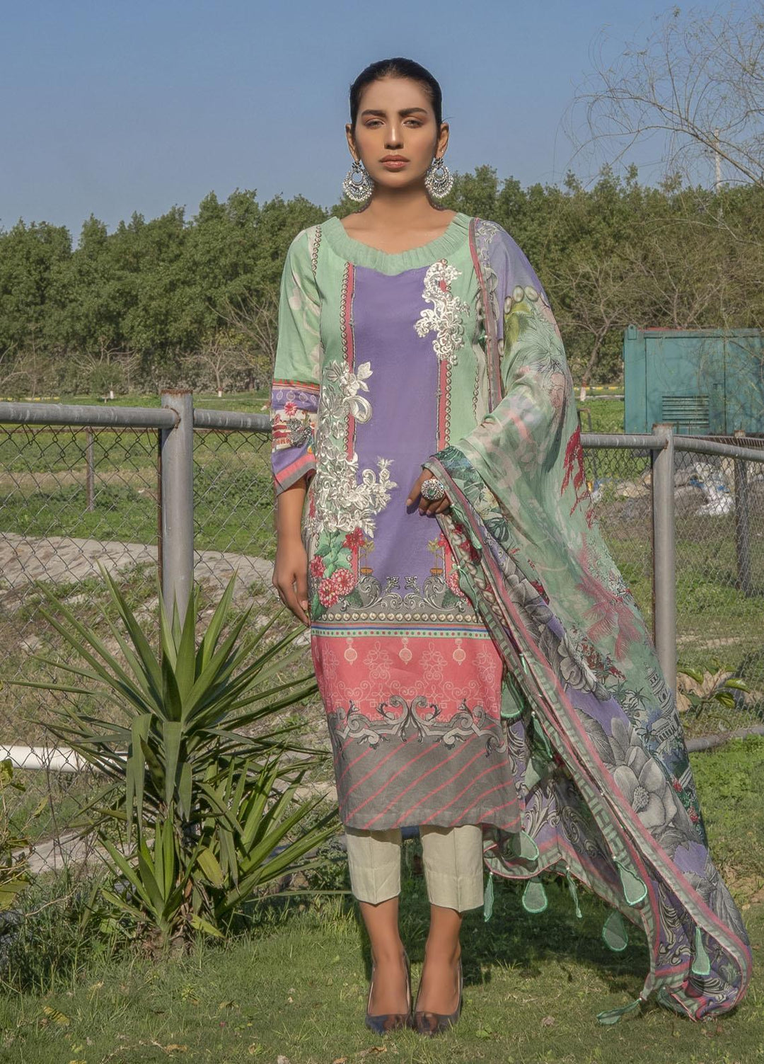 Dastaan by Afifa Iftikhar Embroidered Lawn Suits Unstitched 2 Piece AI22DU Taskeen - Summer Collection