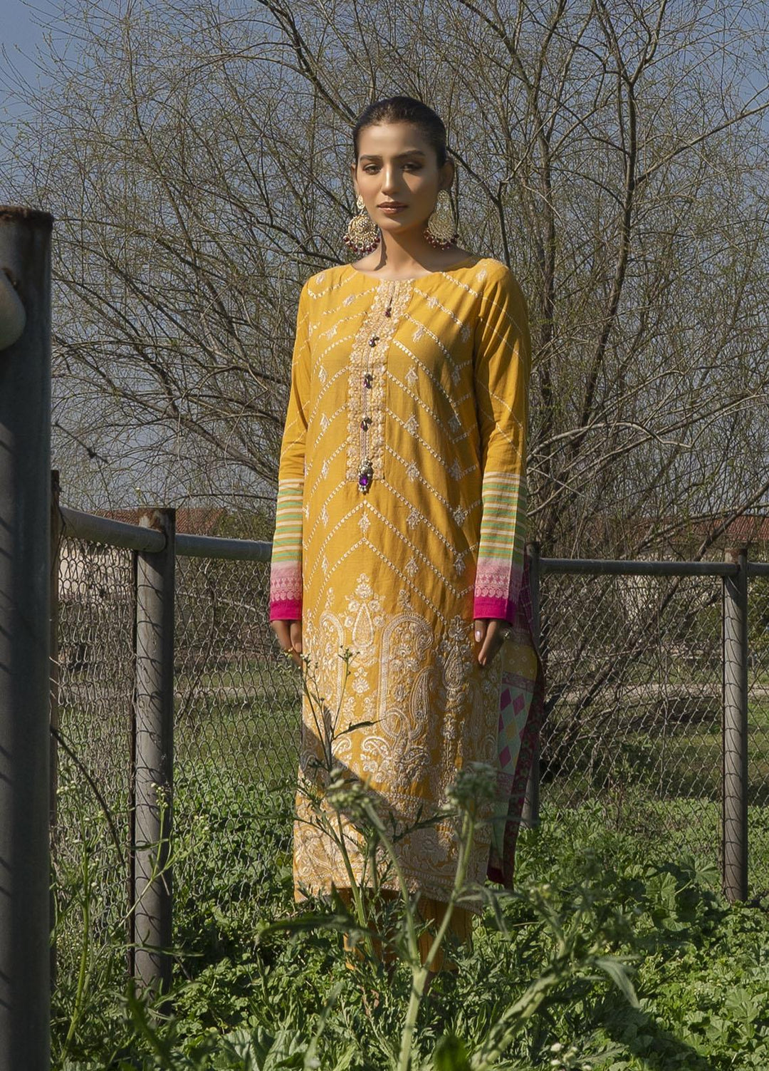 Dastaan by Afifa Iftikhar Embroidered Lawn Suits Unstitched 2 Piece AI22DU Naqoos - Summer Collection