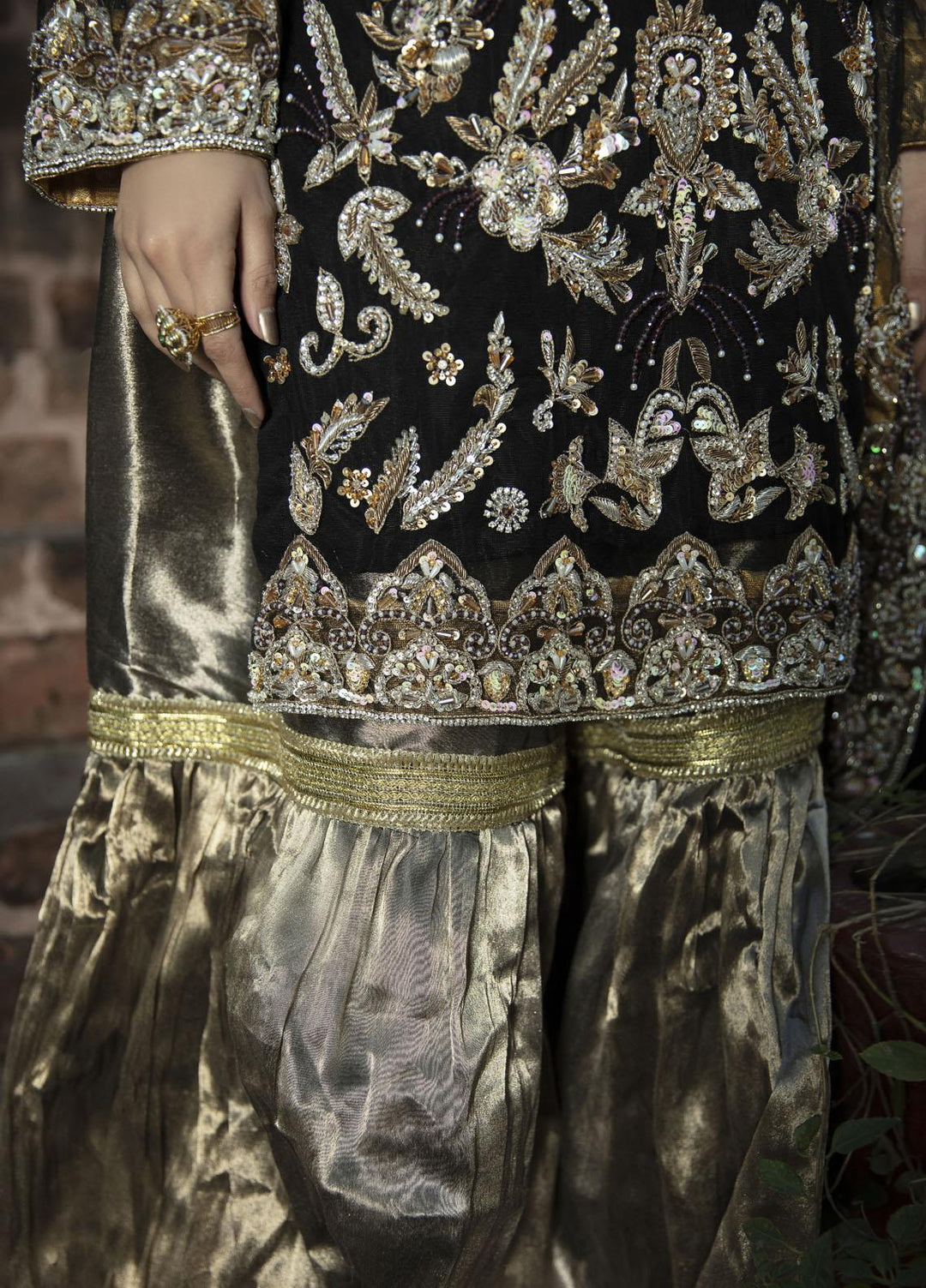 Daud Abbas Embroidered Net Suits Unstitched 3 Piece DA22DS DA-F-016/Moh e Najaf - Luxury Collection