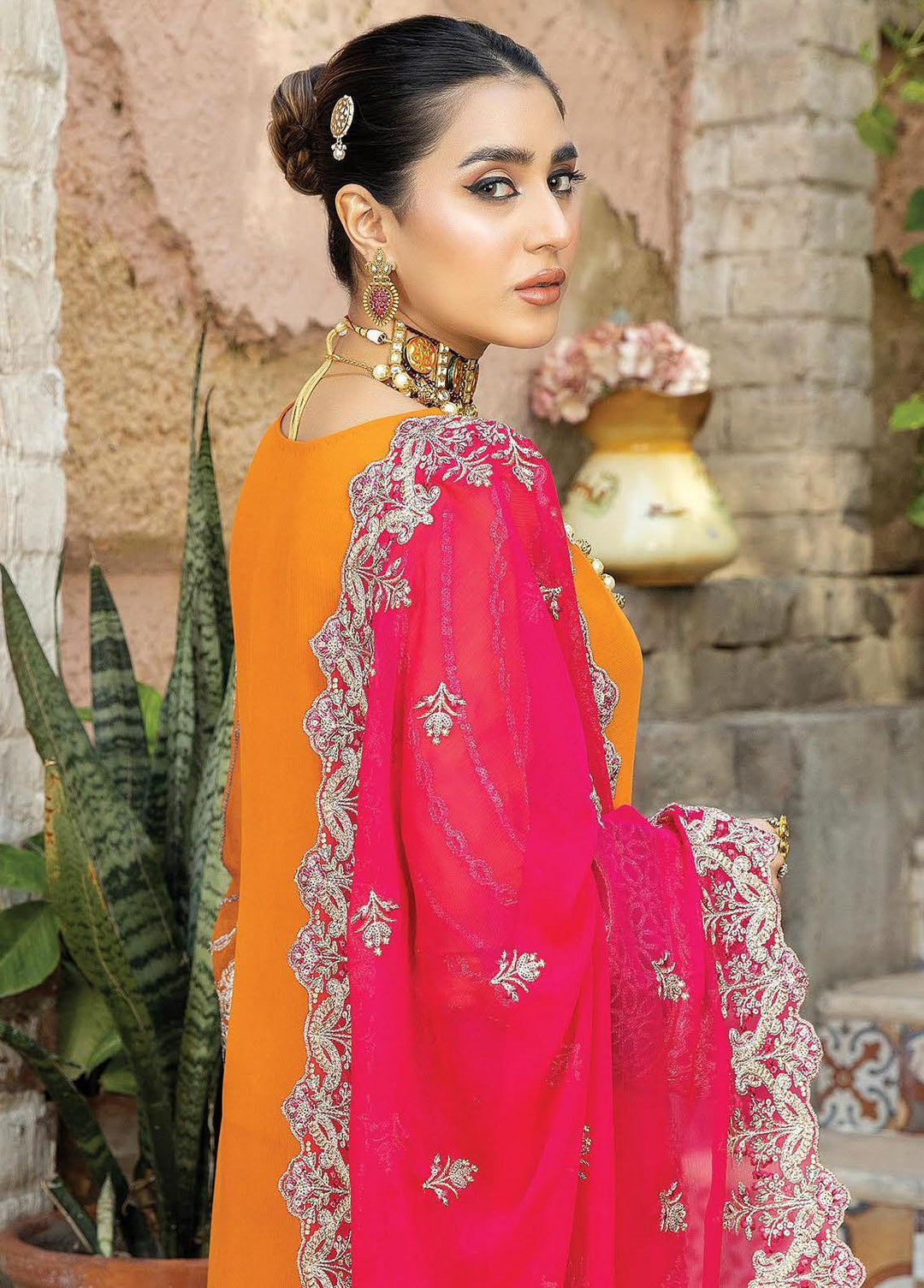 De Lambent Majestic By Imrozia Premium Embroidered Chiffon Suits Unstitched 3 Piece IMP23DLM M-37 Marwa - Luxury Collection