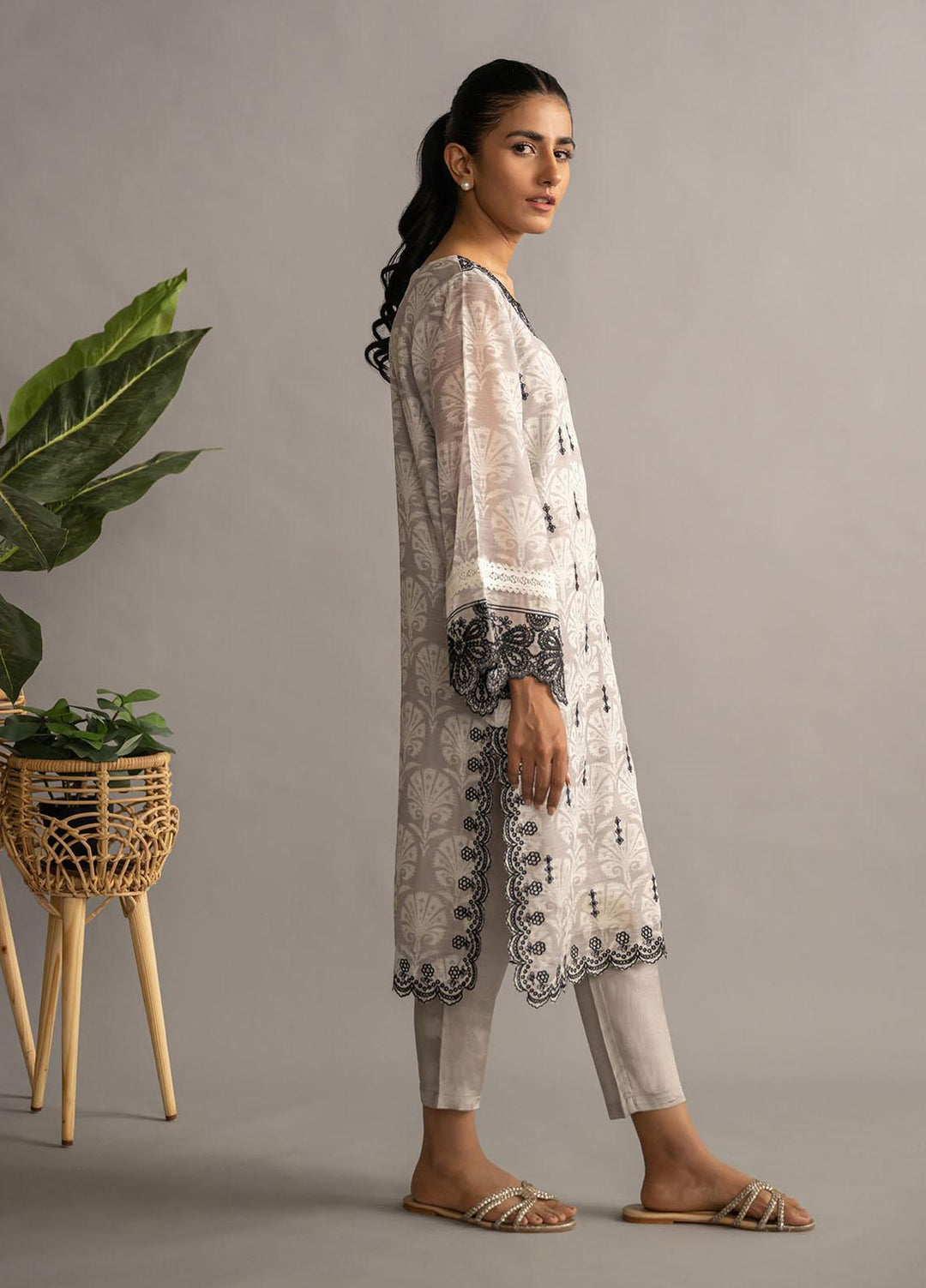 Dhanak Casual Pret Embroidered Munar 2 Piece Suit DC-2070 GREY
