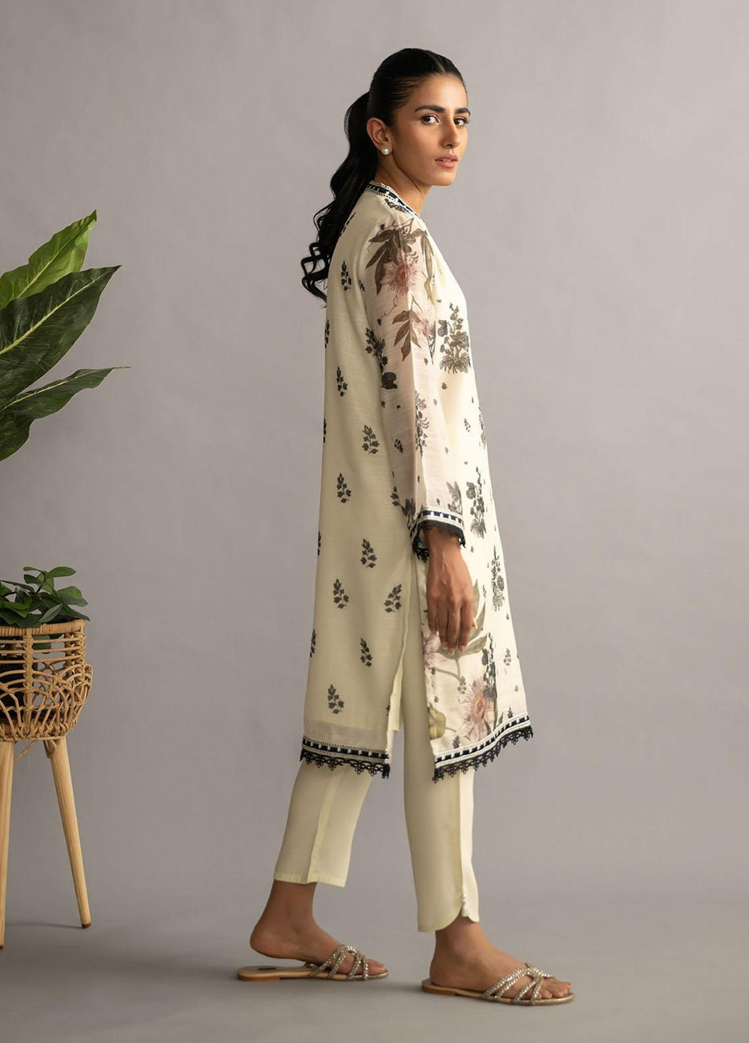 Dhanak Casual Pret Embroidered Munar 2 Piece Suit DC-2072 CREAM