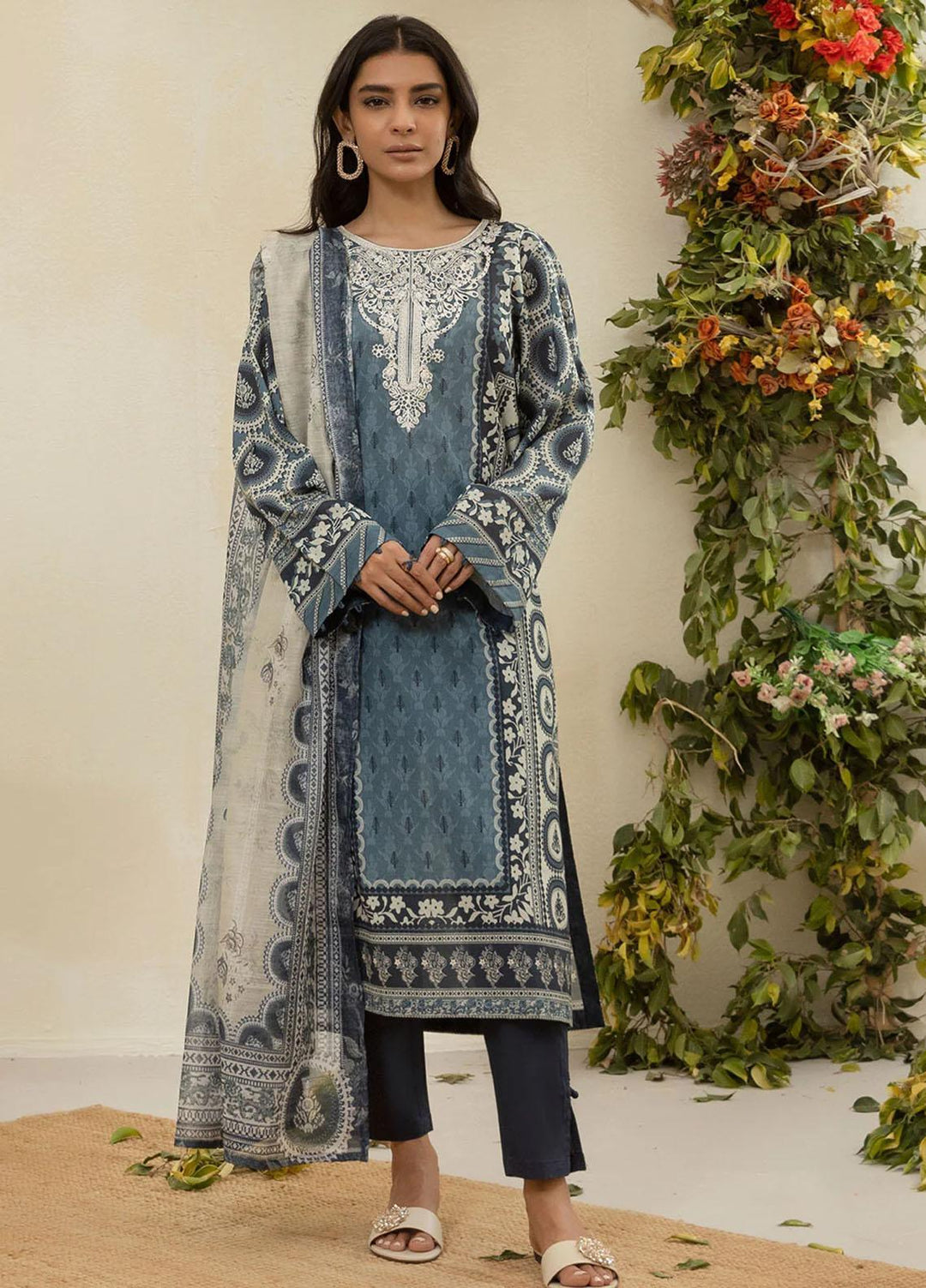 Everyday Basics By Dhanak Printed Lawn Suits Unstitched 3 Piece DU-3136 GREY - Summer Collection