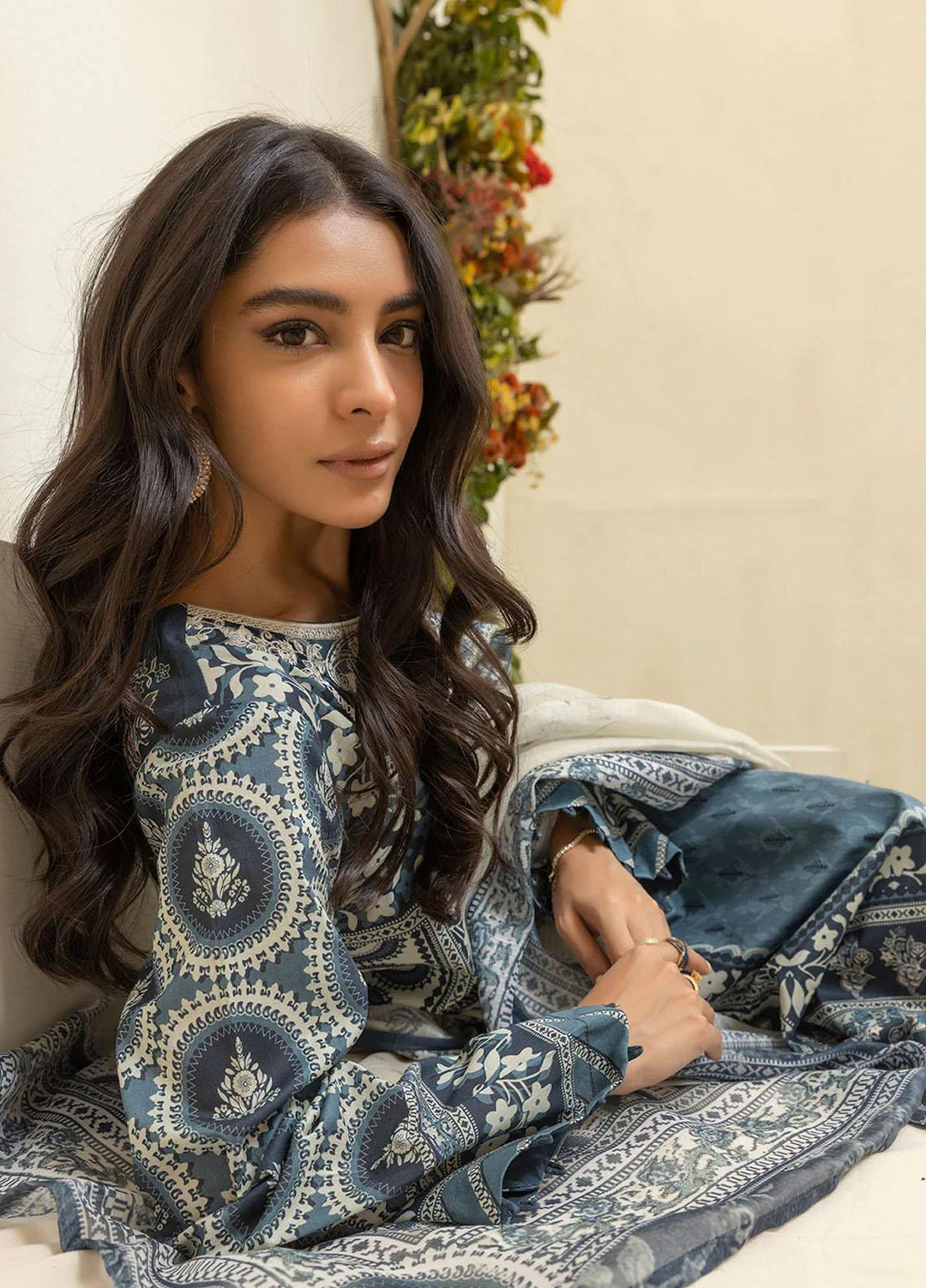 Everyday Basics By Dhanak Printed Lawn Suits Unstitched 3 Piece DU-3136 GREY - Summer Collection