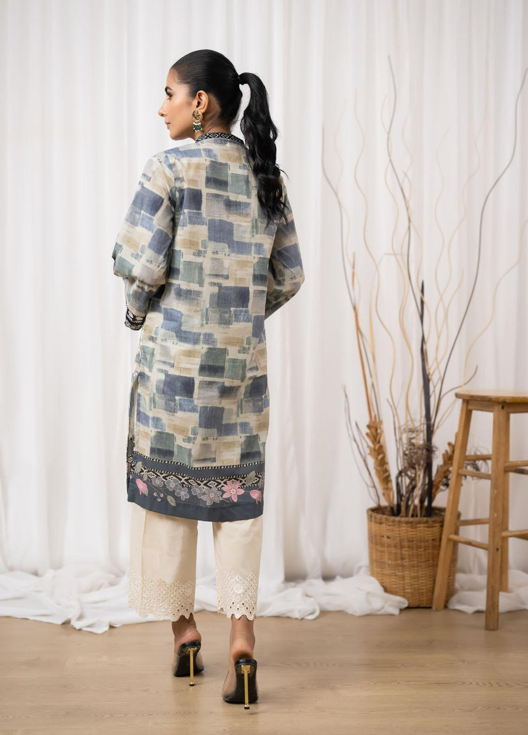 Dhanak Casual Pret Embroidered Lawn Shirt DC-0417 BLUE
