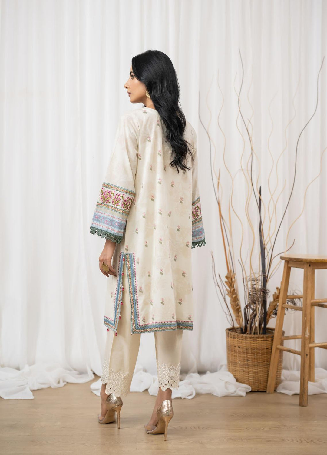 Dhanak Casual Pret Embroidered Lawn Shirt DC-0419 OFFWHITE
