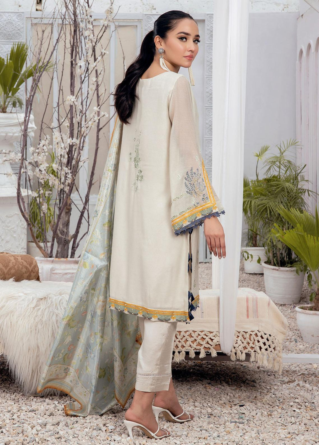 Dhanak Pret Luxury Khaadi Net 3 Piece DHK21F DL-0151 BEIGE