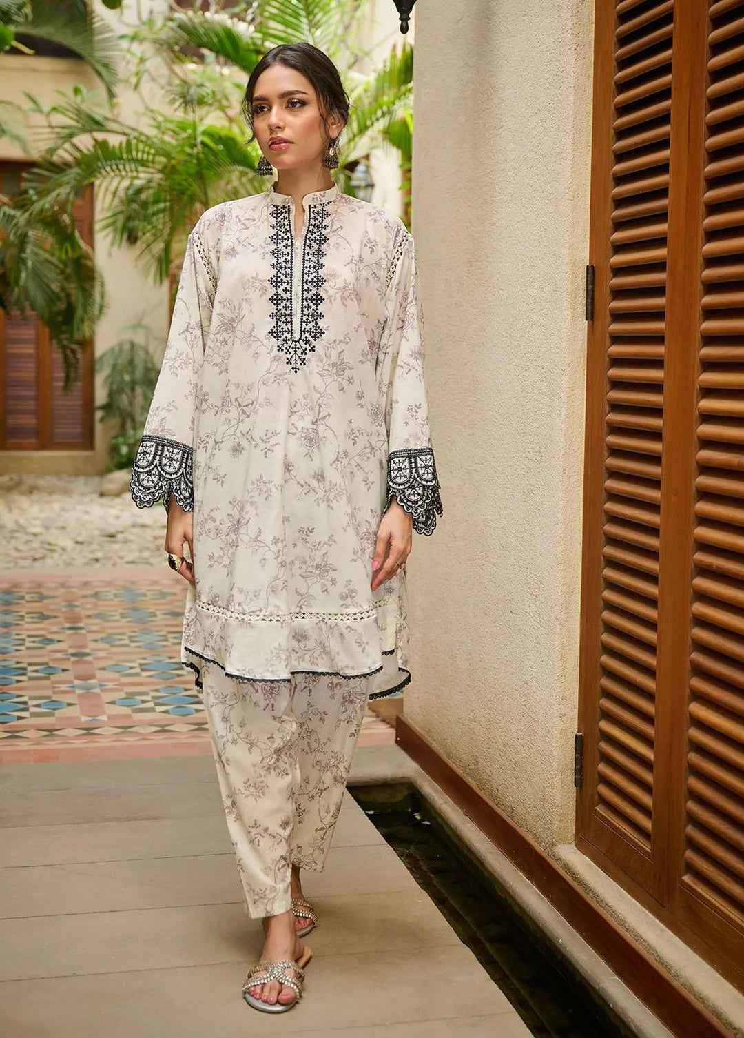 Dhanak Pret Embroidered Lawn 2 Piece Suit DC-2202 OFF WHITE