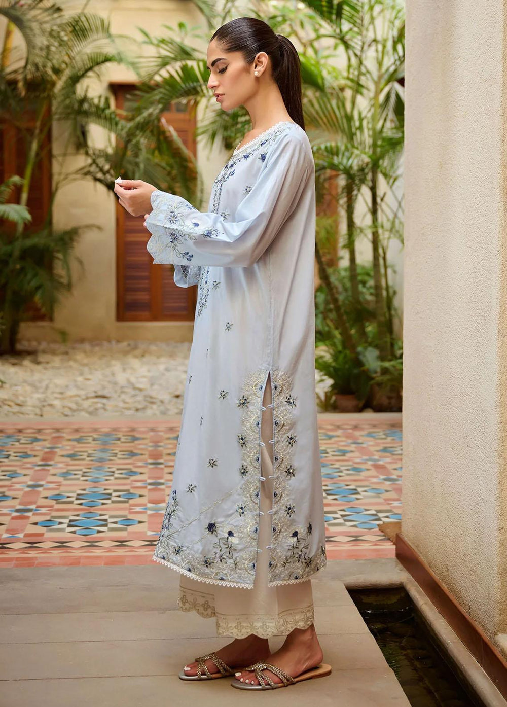 Dhanak Pret Embroidered Lawn 2 Piece DHK23F DC-2155 SKY BLUE