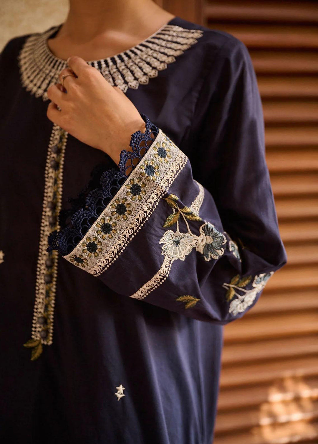Dhanak Pret Embroidered Lawn 2 Piece DHK23F DC-2163 NAVY BLUE