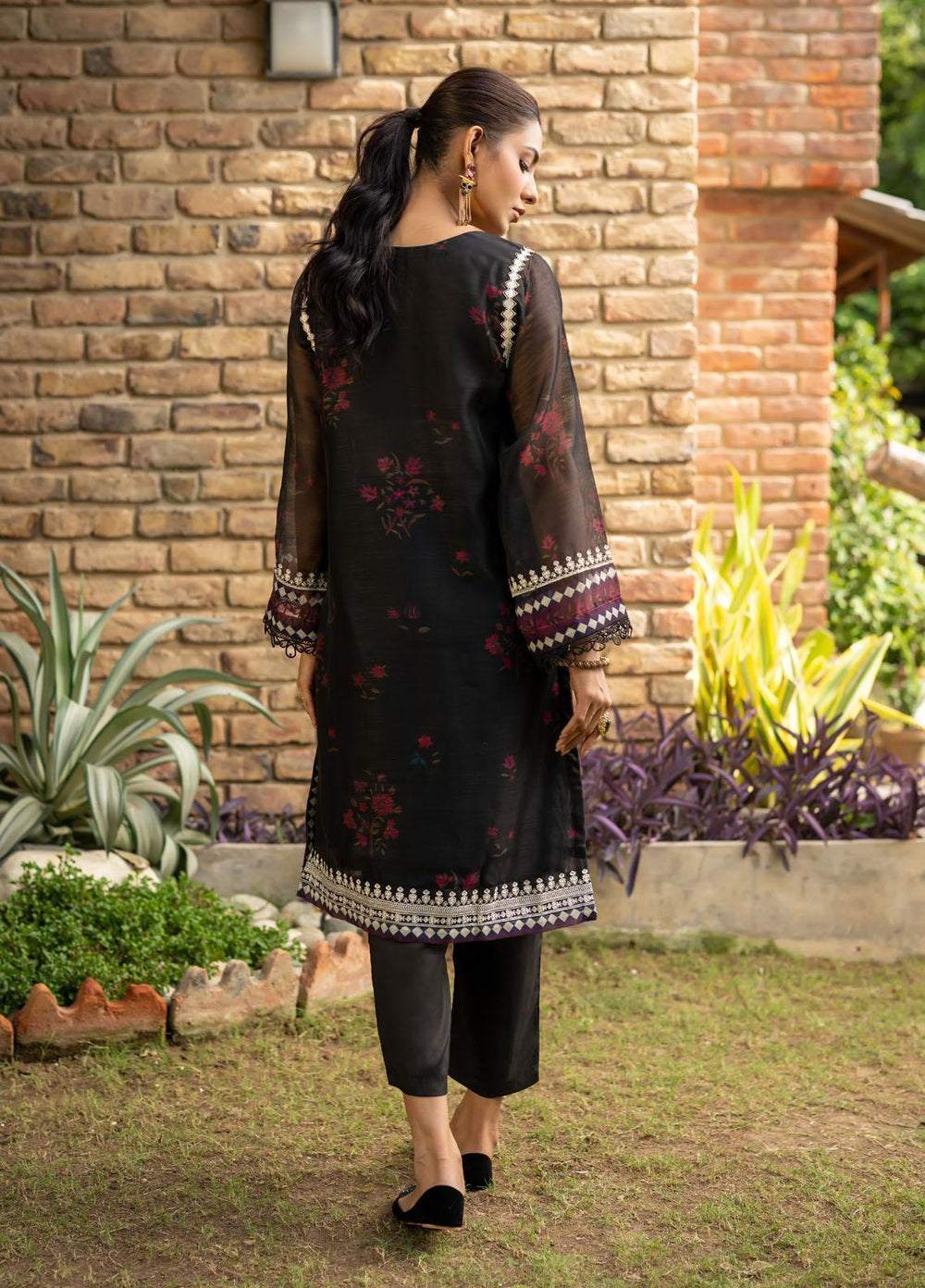 Dhanak Festive Pret Embroidered Munar 2 Piece Suit DC-2095 BLACK