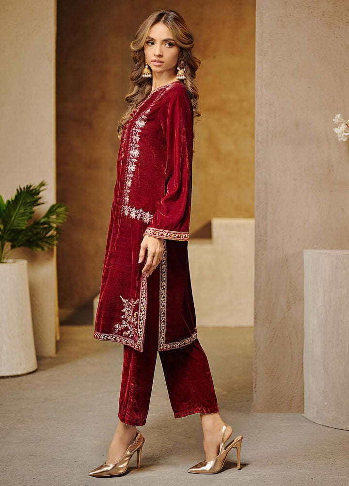 Dhanak Luxury Pret Embroidered Velvet Shirt DA-1548 MAROON