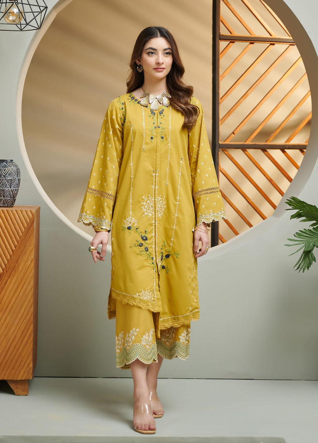 Dhanak Festive Pret Embroidered Lawn 2 Piece Suit DC-2038 GREEN