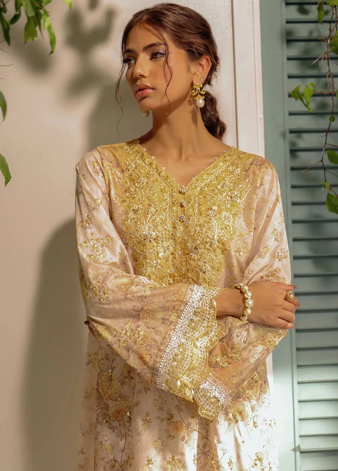 Dhanak Pret Embroidered Crepe silk 2 Piece Suit SS24DA-2513