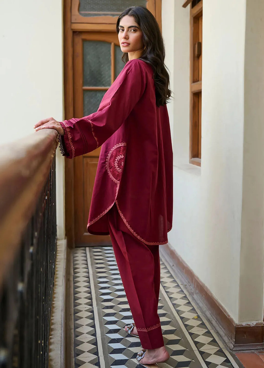 Dhanak Pret Embroidered Lawn 2 Piece Suit SS24DC-2323 Maroon