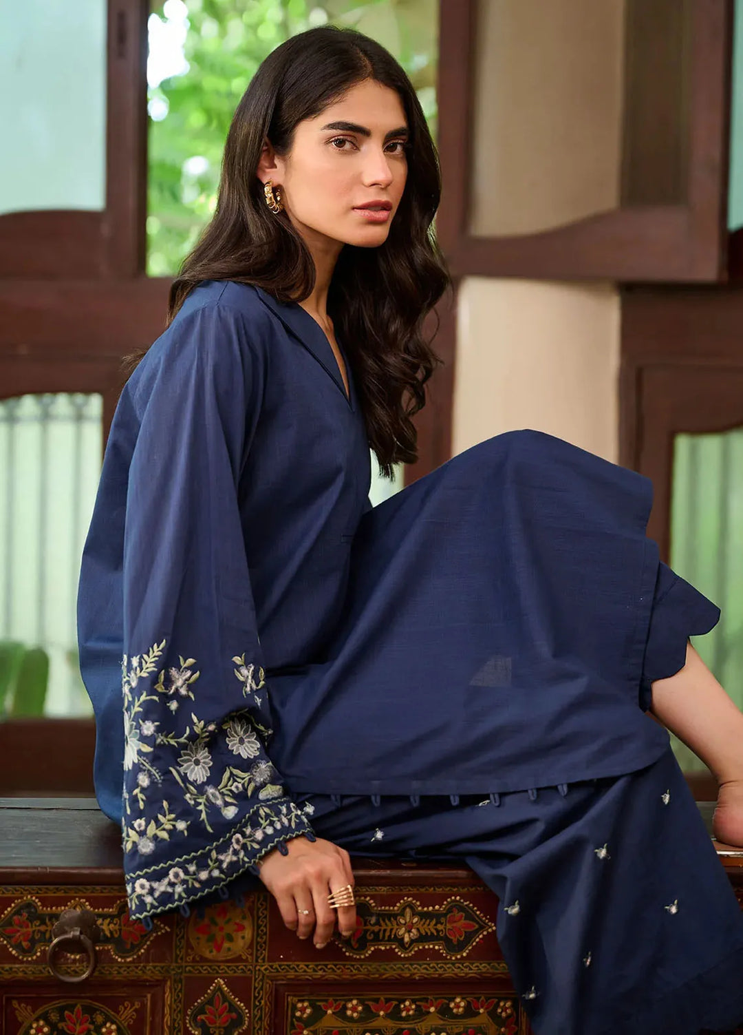 Dhanak Pret Embroidered Lawn 2 Piece Suit SS24DC-2328 Navy Blue