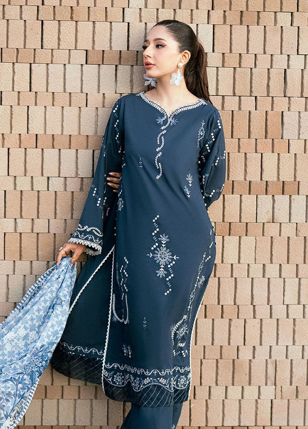 Dhanak Pret Embroidered Lawn 2 Piece Suit SS25DC-2542