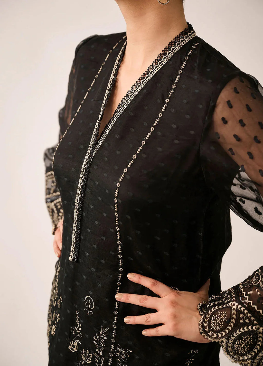 Dhanak Pret Embroidered Munar 2 Piece Suit SS24DA-2483