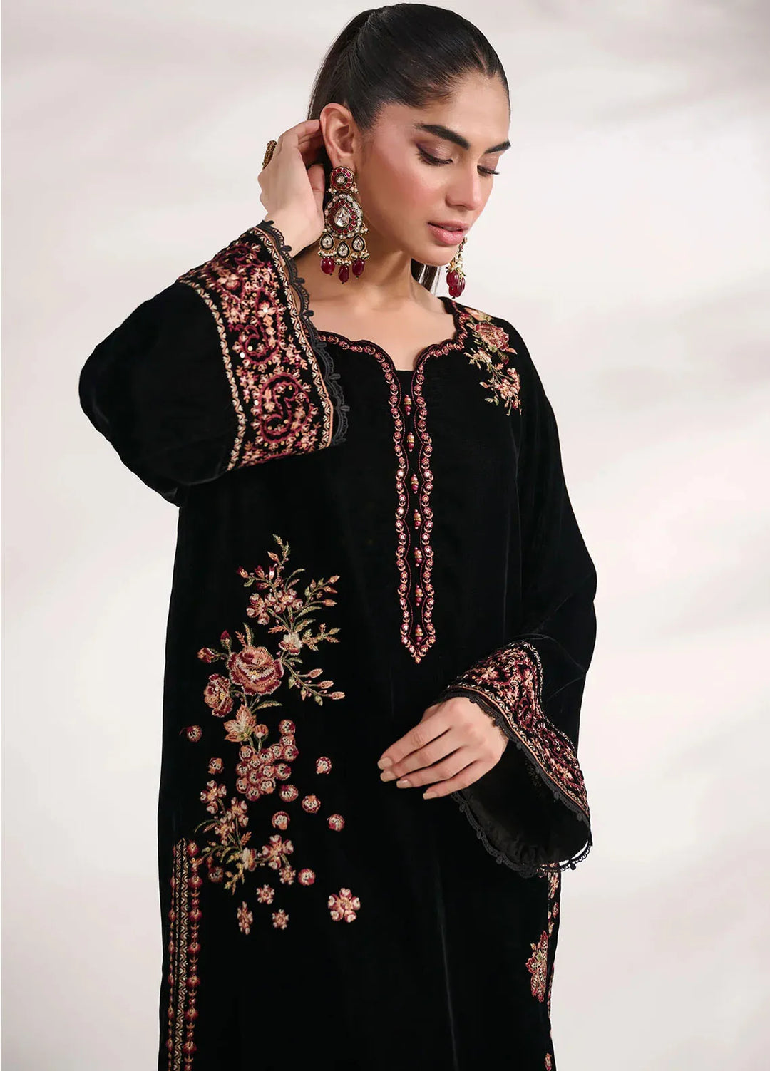 Dhanak Pret Embroidered Velvet Kurti FW24DA-1894