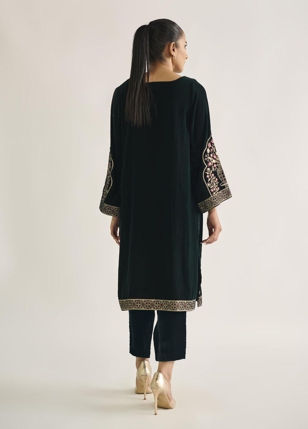 Dhanak Pret Embroidered Velvet Shirt DA-1727 GREEN