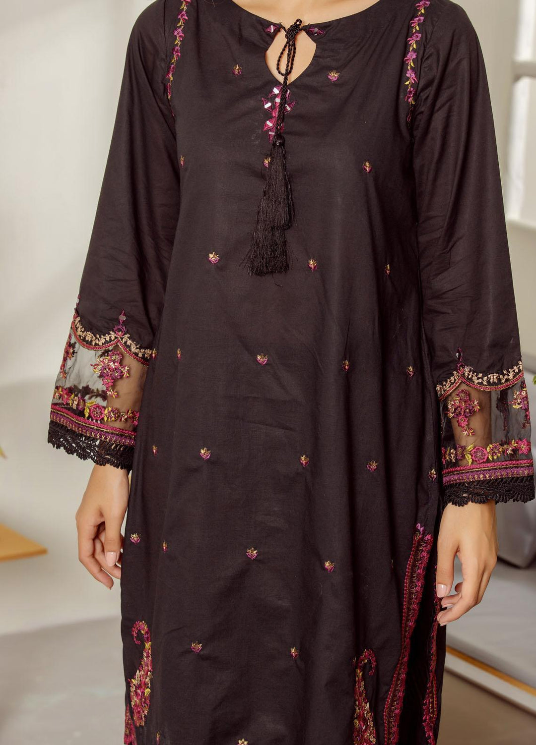 Dhanak Casual Pret Embroidered Cambric 2 Piece Suit DC-2019 BLACK