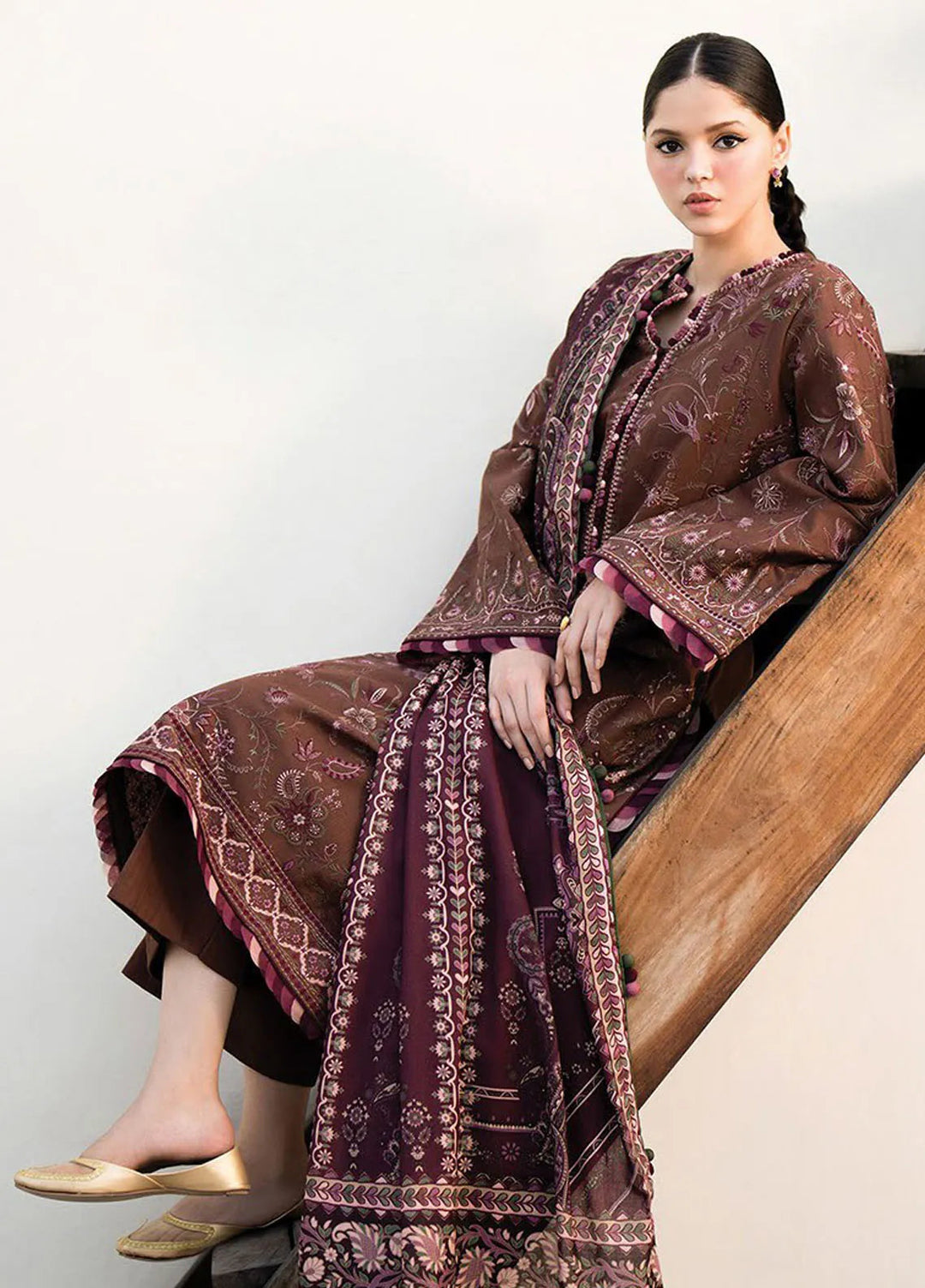 Dhoop Kinaray by Xenia Embroidered Khaddar Suit Unstitched 3 Piece D-05 Pakol - Winter Collection