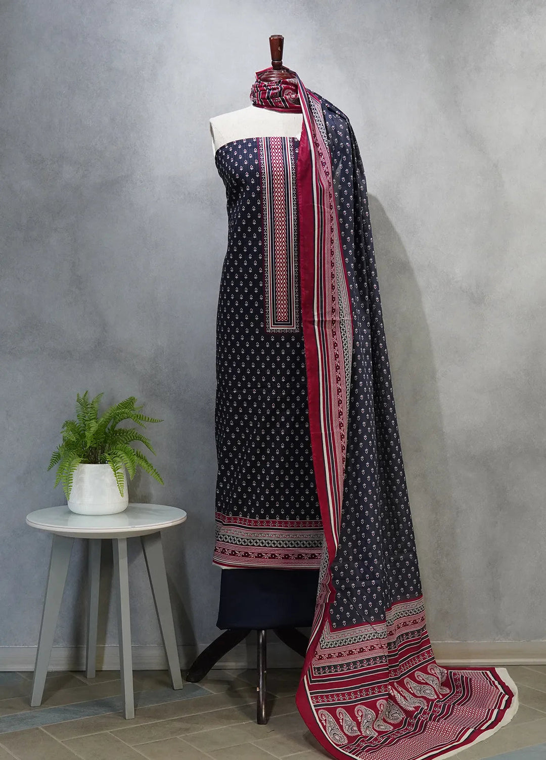 Digital Print By Bin Saeed Printed Lawn Suit 3 Piece Unstitched BN24F Black - Summer Collection