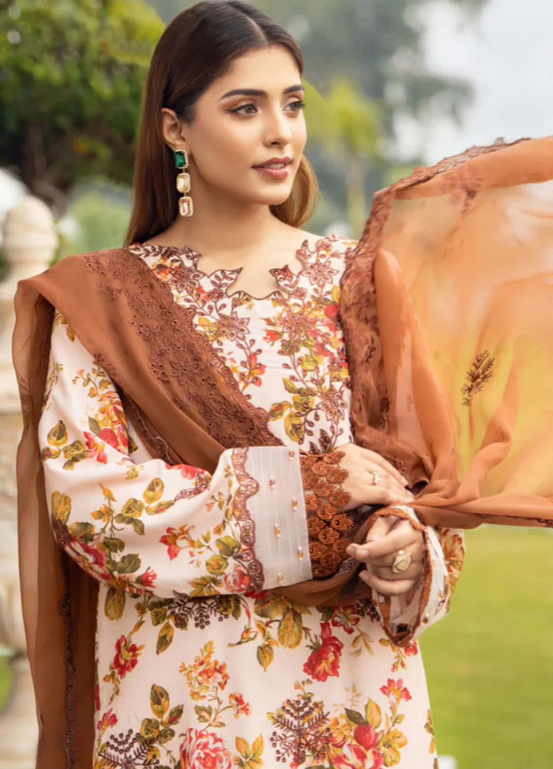 Diva By Humdum Embroidered Karandi Suit Unstitched 3 Piece HD24DK D-6 - Winter Collection