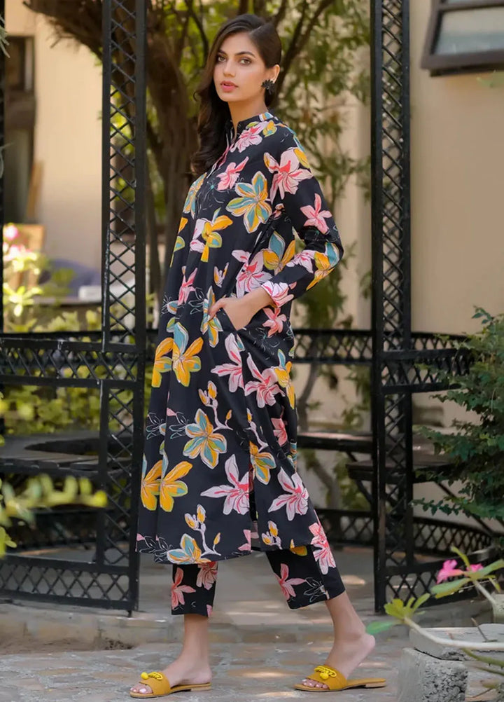 Dreamy Garden By Dhaga Pret Printed Dhaga 2 Piece Suit Black Floral