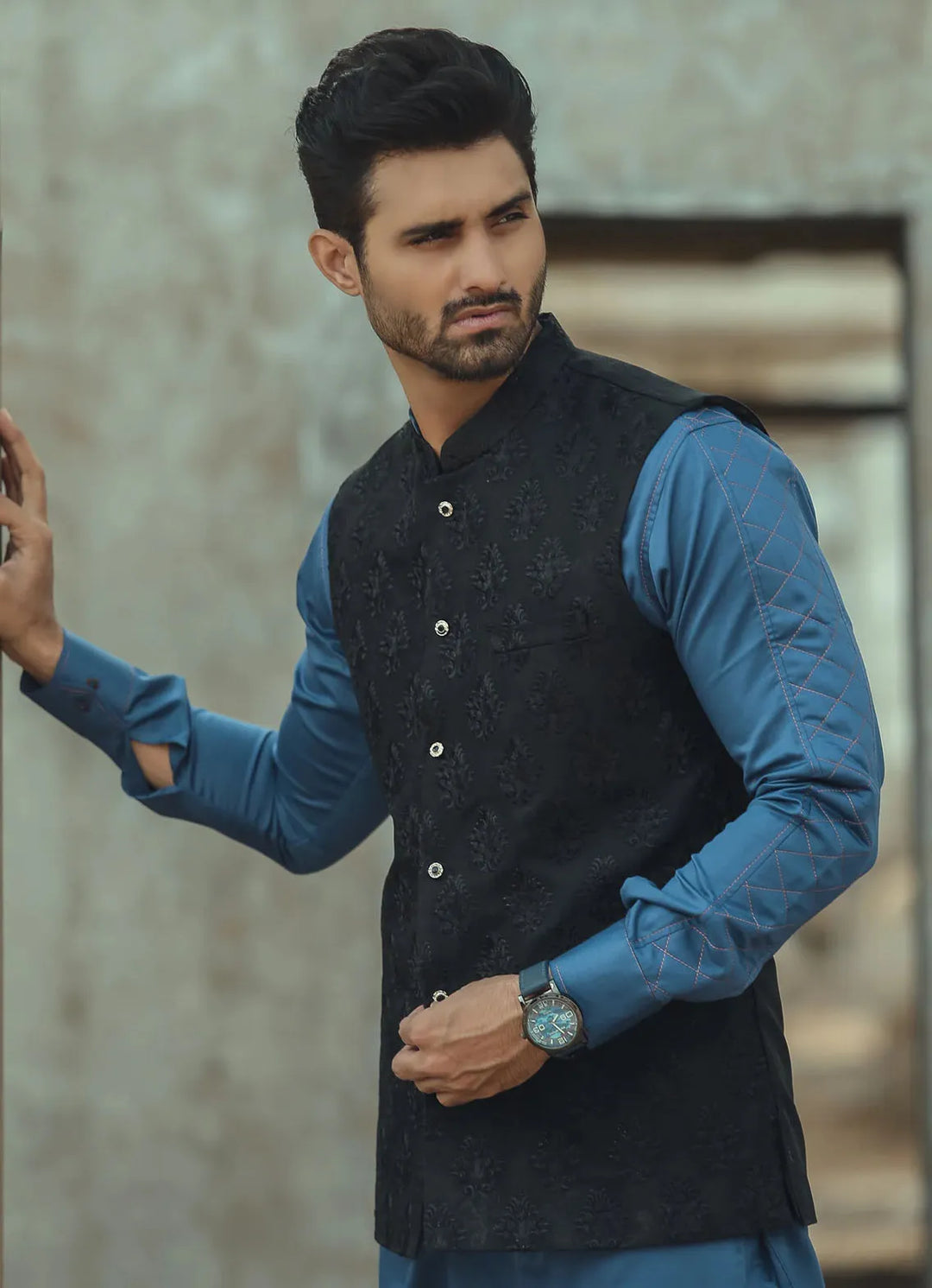 Edge Republic Kurta Pajama And Waist Coat ER WC 1004 Black Embroided