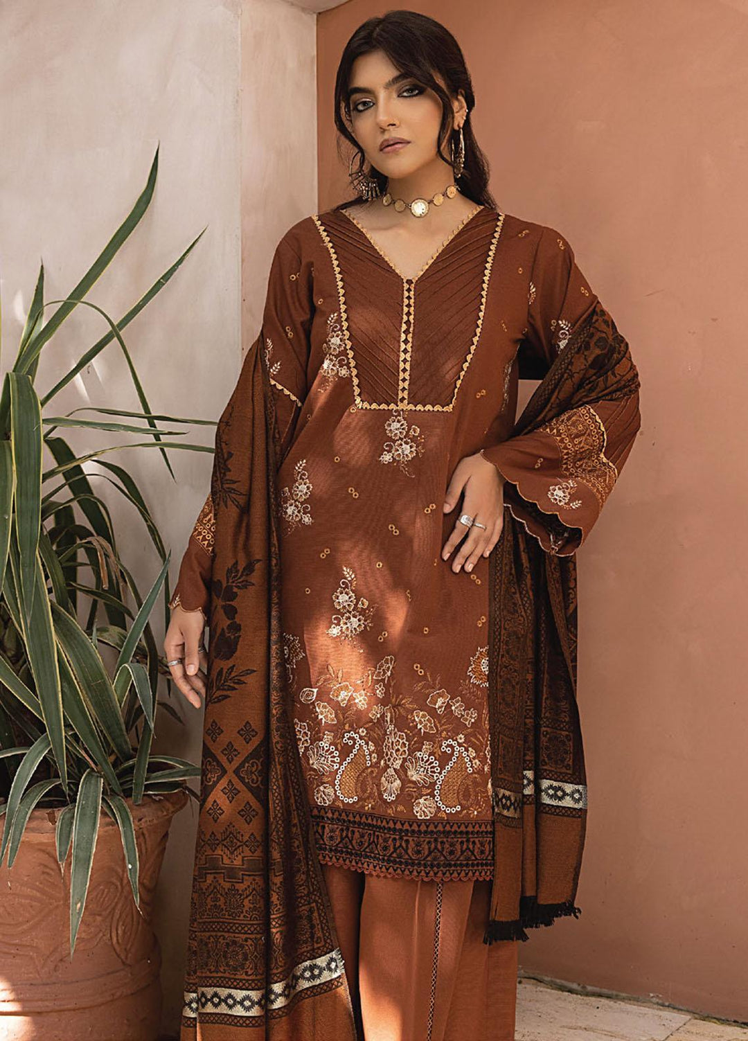 Elak By Humdum Embroidered Khaddar Suits Unstitched 3 Piece HD23EK D-09 - Winter Collection