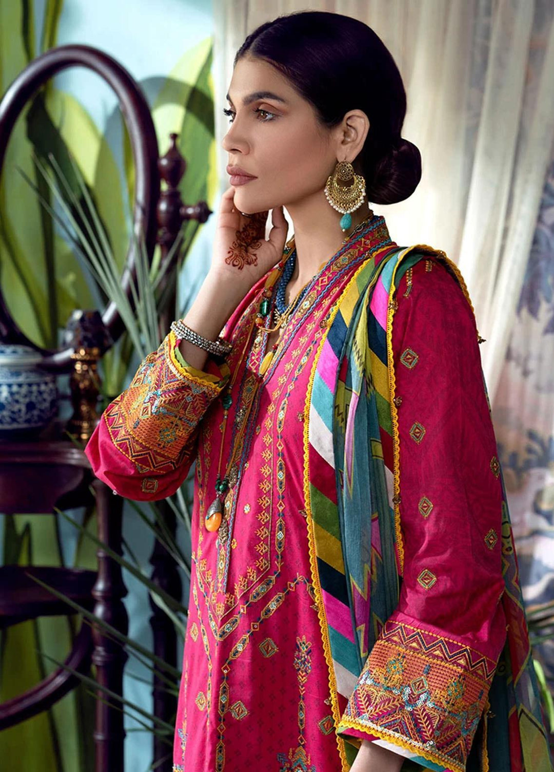 Fahad Hussayn Embroidered Lawn Suits Unstitched 3 Piece FH21SE D-06 - Luxury Collection
