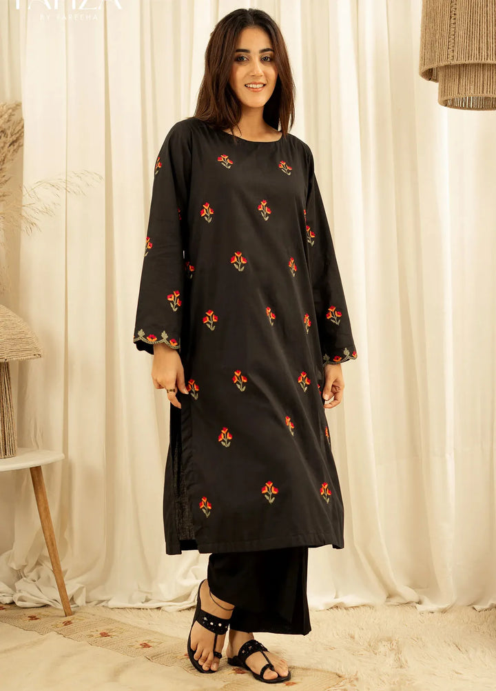 Fahza Pret Embroidered Lawn 2 Piece Suit Black Petal
