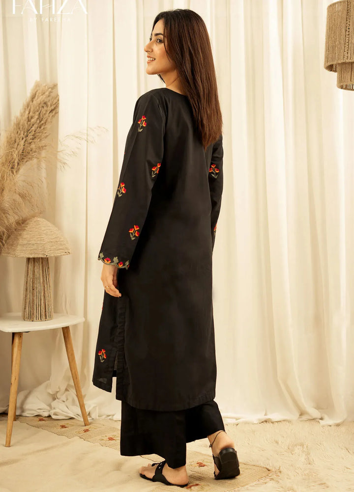 Fahza Pret Embroidered Lawn 2 Piece Suit Black Petal
