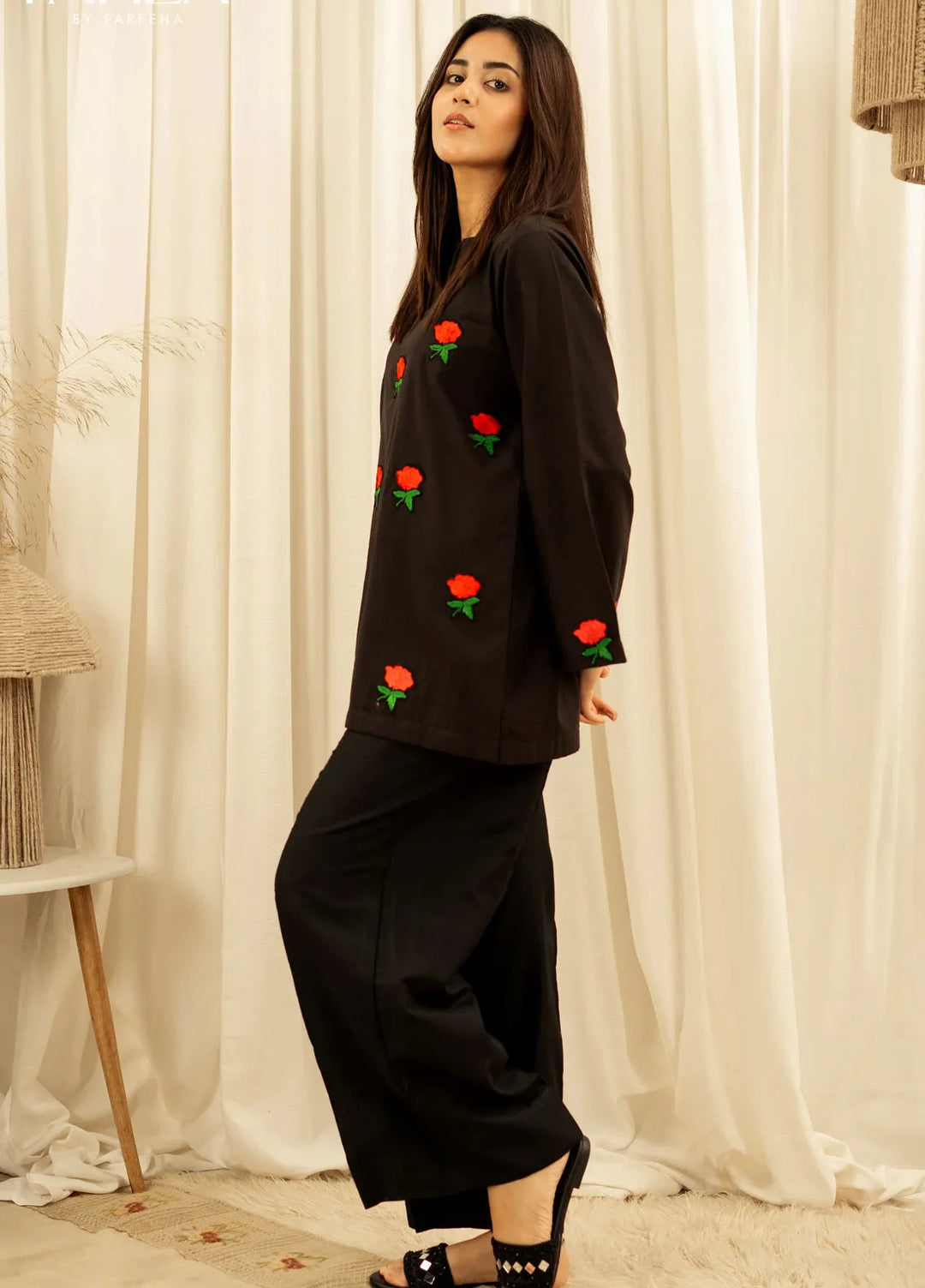 Fahza Pret Embroidered Lawn 2 Piece Suit Lumi