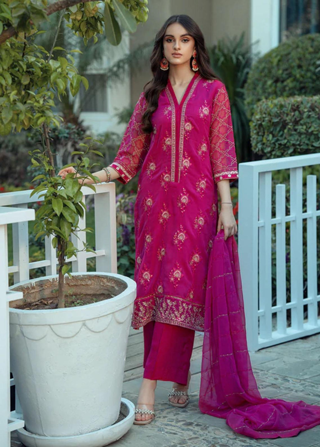 LA FLORA By Fascino Embroidered Chiffon Suits Unstitched 3 Piece FN22-LF3 TINTED ROSE - Luxury Collection