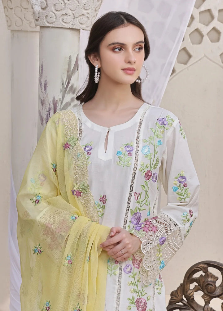 Feathers Pret Embroidered Lawn 3 Piece Suit Zeenat