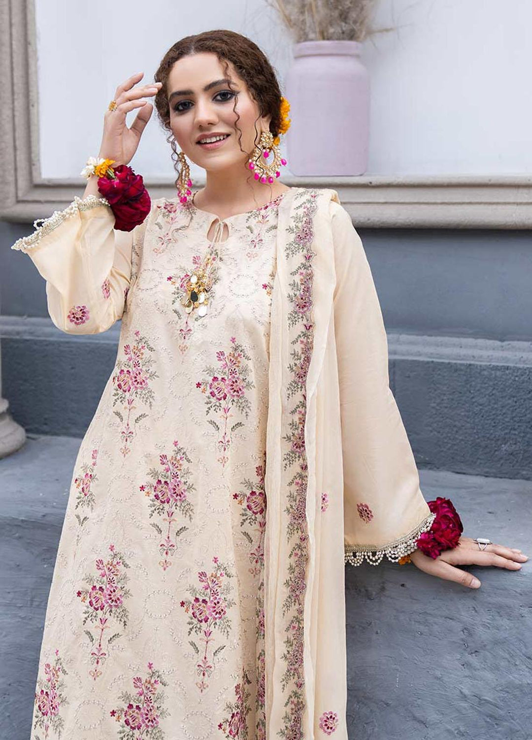 Feroza Embroidered Lawn Suits Unstitched 3 Piece FZ23LL D-05 - Spring / Summer Collection