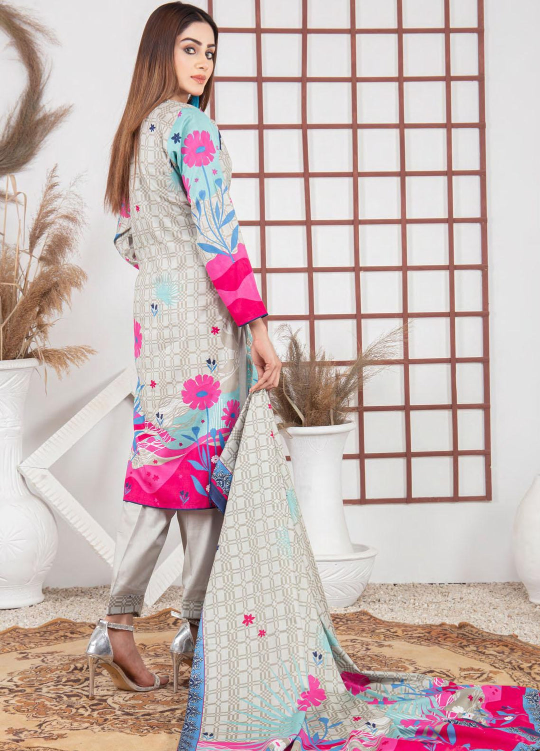 Five Star Printed Lawn Suit Unstitched 3 Piece FS22MD D-52A - Summer Collection