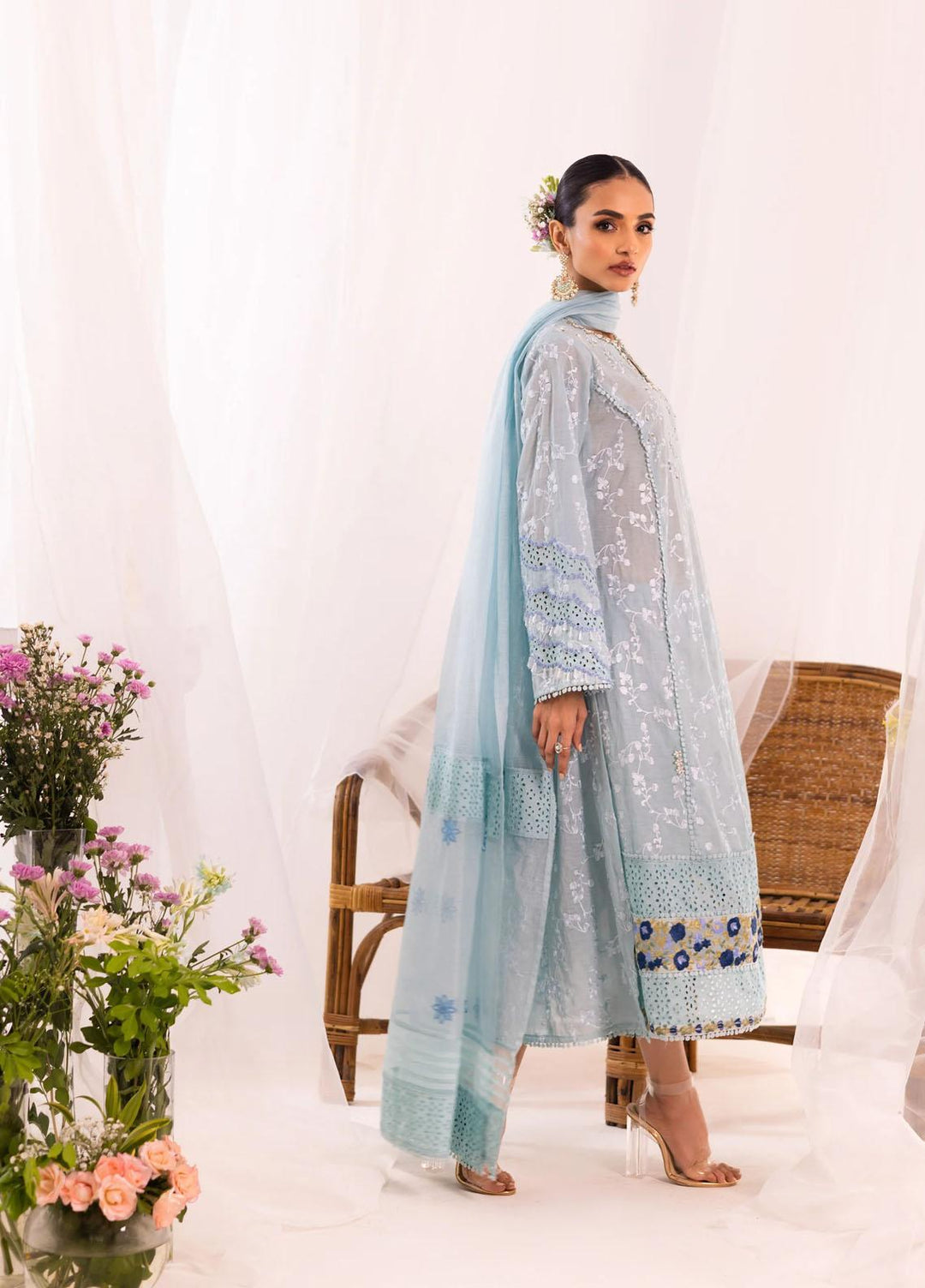 Hue Pret Pret Embroidered Lawn 3 Piece Suit HUE23F Megan