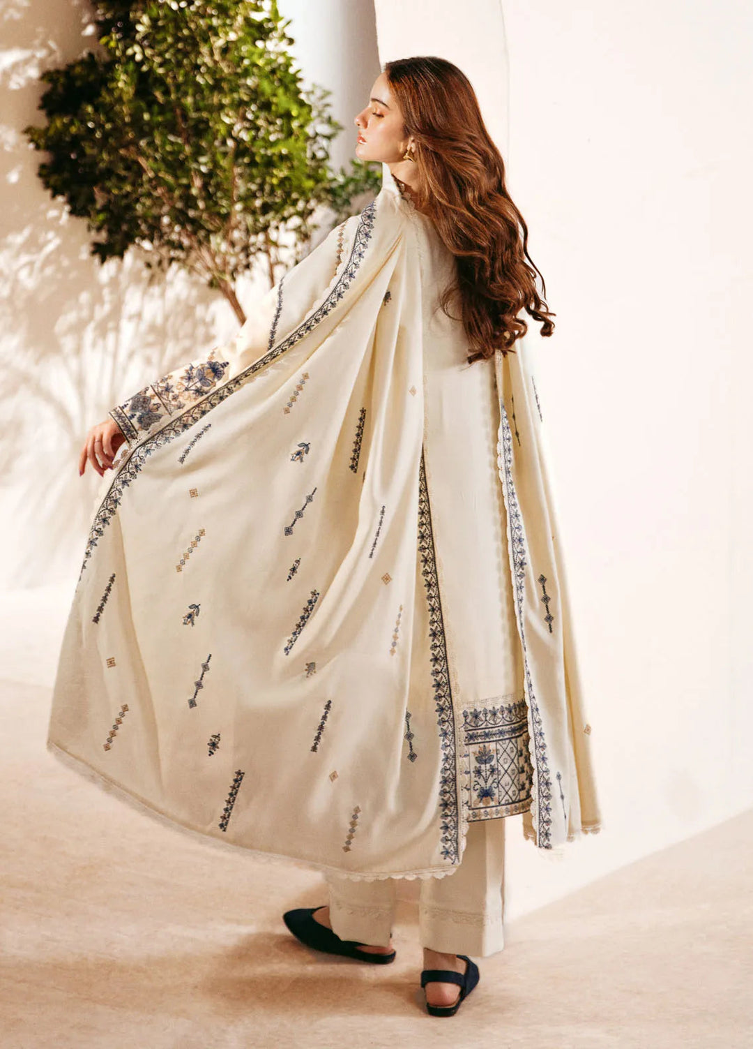 Florent Embroidered Marina Suit Unstitched 3 Piece FL24W FL-2 B - Winter Collection