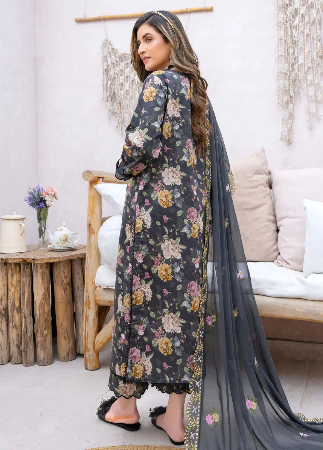 Gardenia By Humdum Embroidered Lawn Suit Unstitched 3 Piece HD24G3 D-03 - Summer Collection