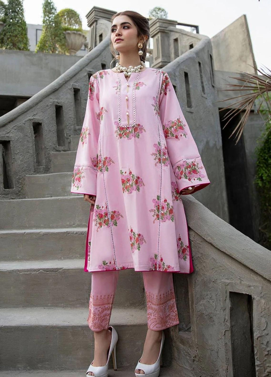 Garnet Clothing Pret Luxury Pret Screen Printed Lawn Shirt GULAAB