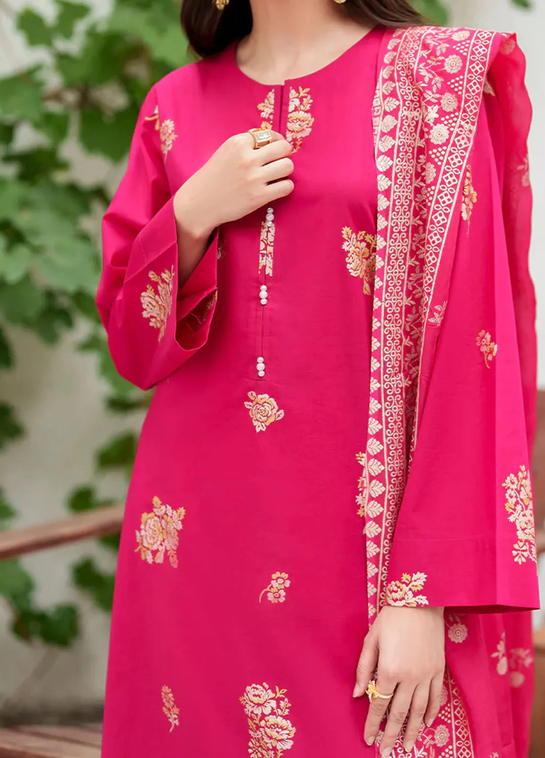 Garnet Pret Printed Cotton Lawn 3 Piece Suit Almirah