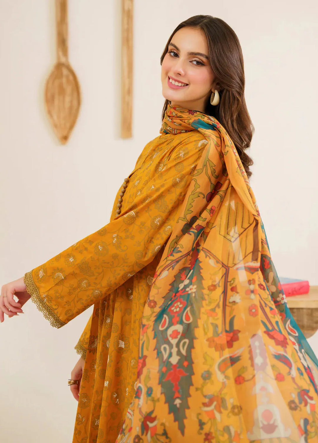Garnet Pret Printed Dhanak 3 Piece Suit Gulmeena